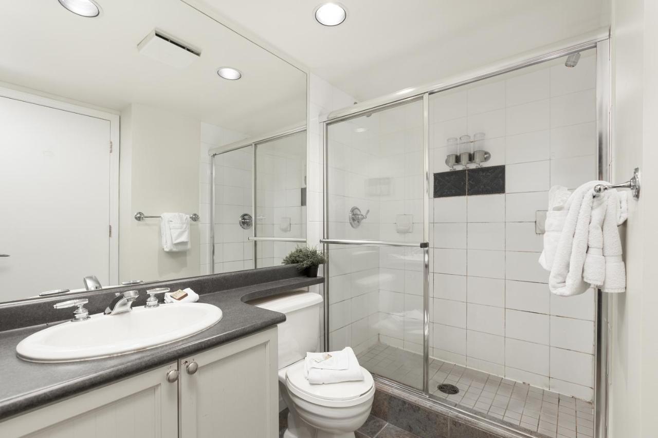 Tyndall Stone Lodge By Cozystay Signature Whistler Eksteriør billede