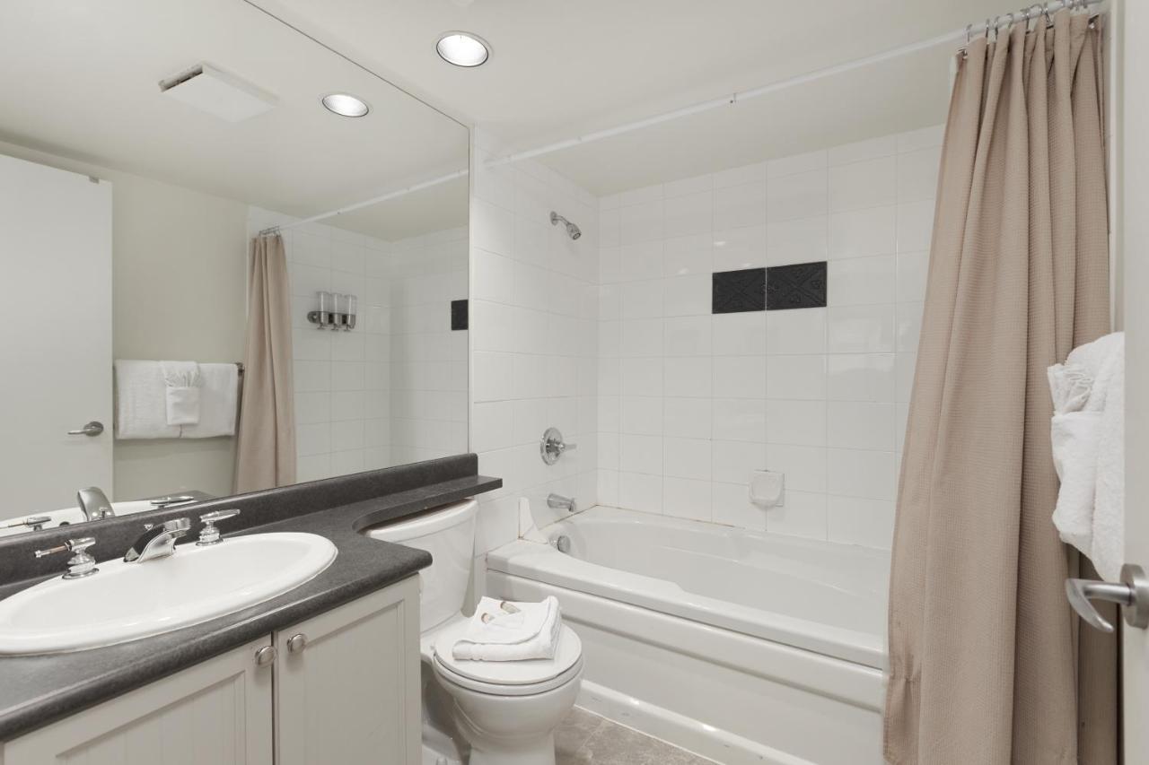 Tyndall Stone Lodge By Cozystay Signature Whistler Eksteriør billede