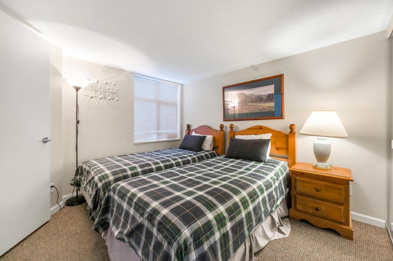Tyndall Stone Lodge By Cozystay Signature Whistler Eksteriør billede