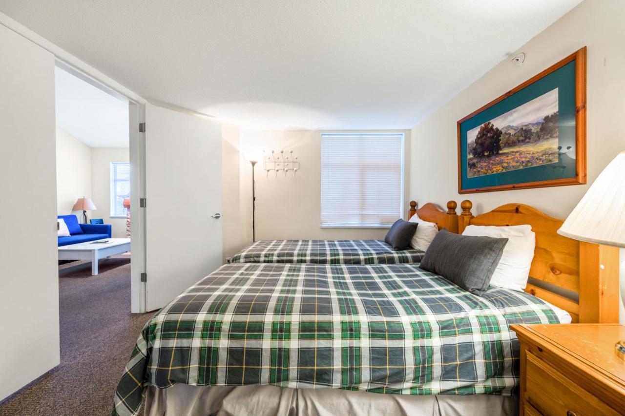 Tyndall Stone Lodge By Cozystay Signature Whistler Eksteriør billede